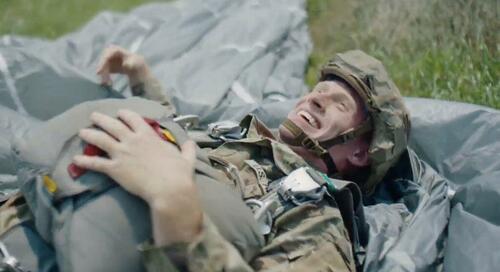 The U.S. Army Gets Desperate, Puts White Men Back In Its Ads